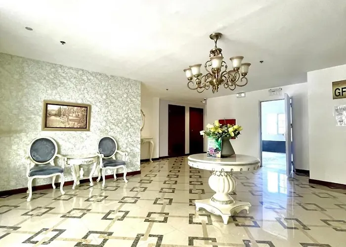Homesuitehome Apartment